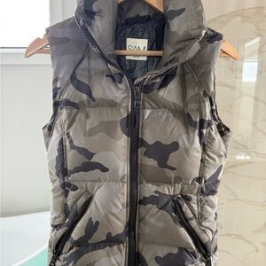 SAM. Camouflage Vest with Black Interior